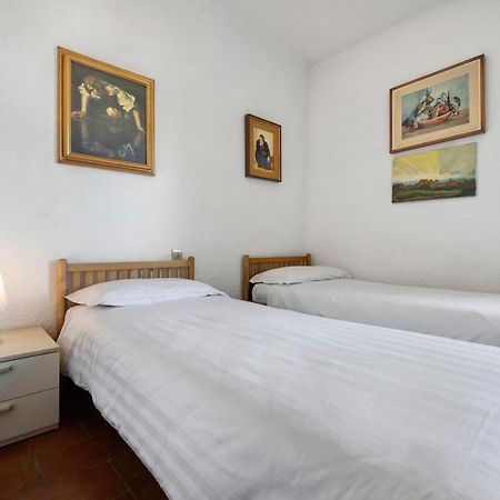 Residence I Prati Di Giussana Льєрна Екстер'єр фото
