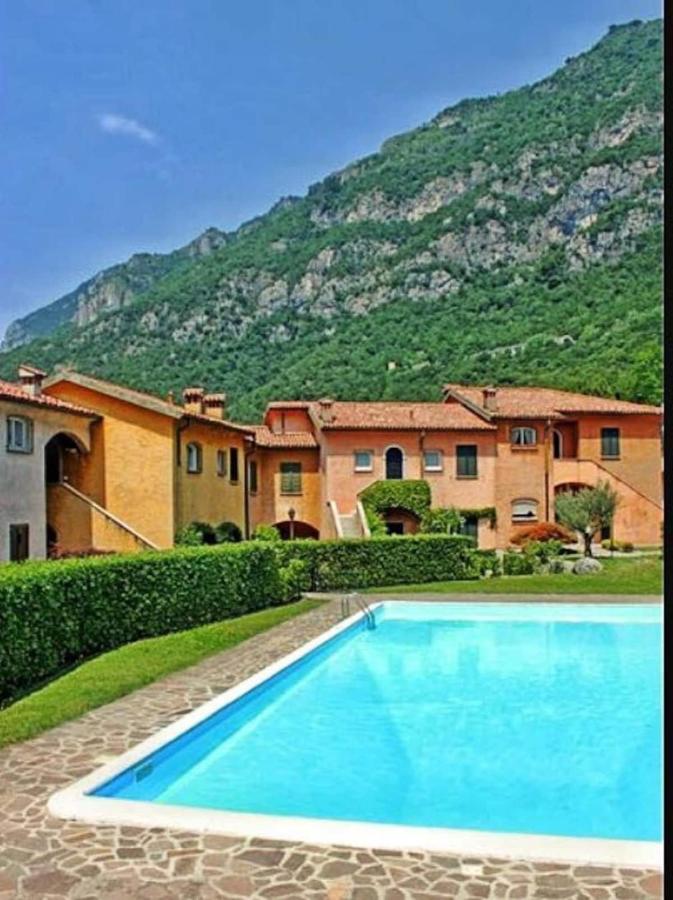 Residence I Prati Di Giussana Льєрна Екстер'єр фото