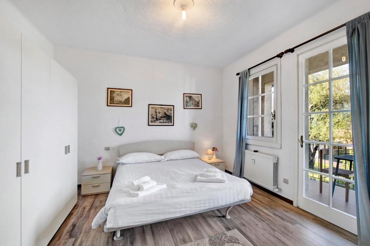 Residence I Prati Di Giussana Льєрна Екстер'єр фото